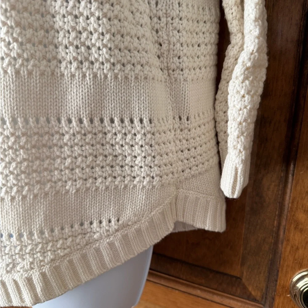 Gap Knit Cream Pullover Sweater Small